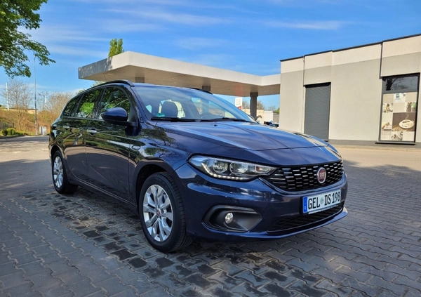 Fiat Tipo cena 44900 przebieg: 156000, rok produkcji 2018 z Olsztynek małe 232